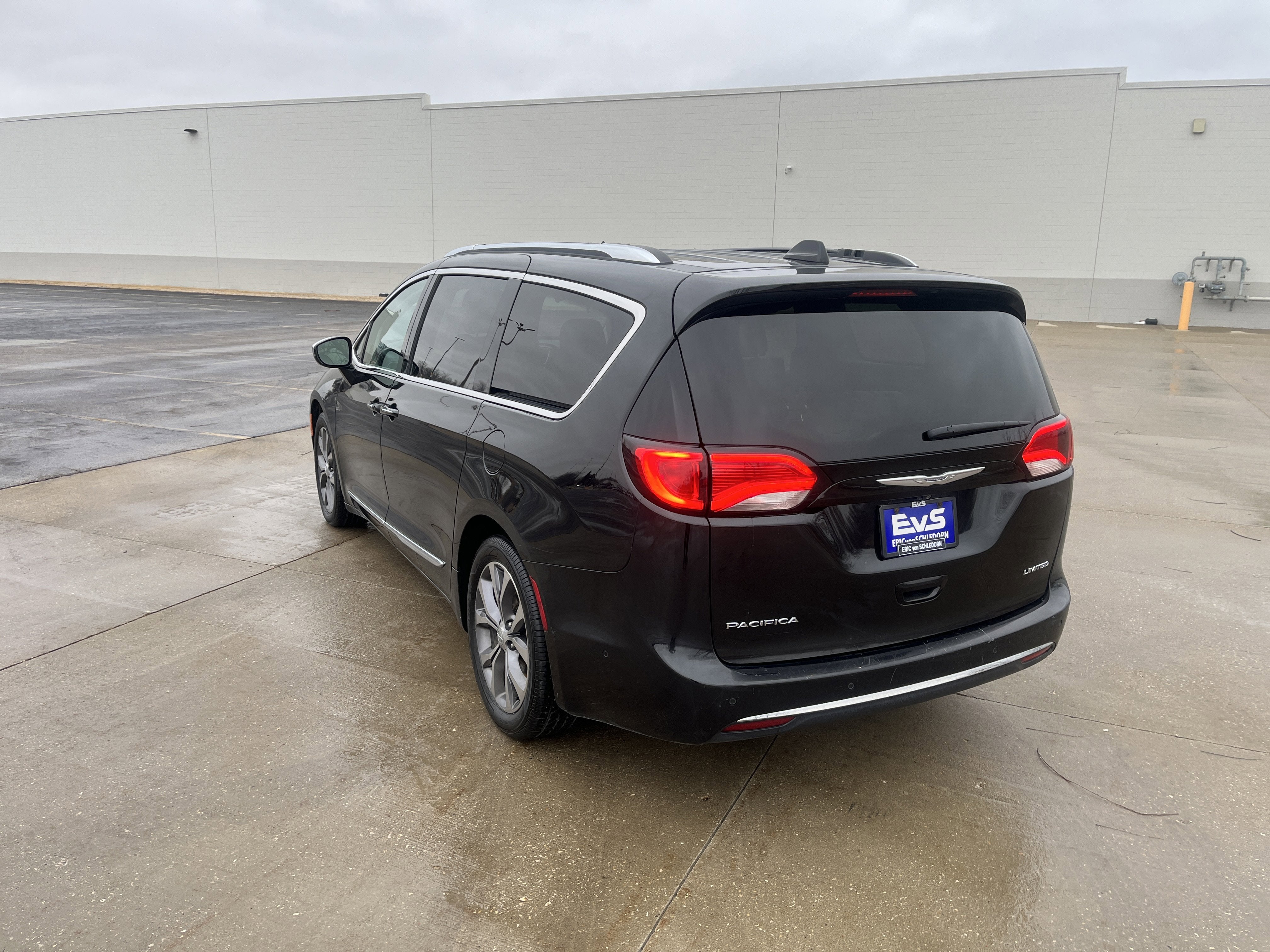 2017 Chrysler Pacifica Limited
