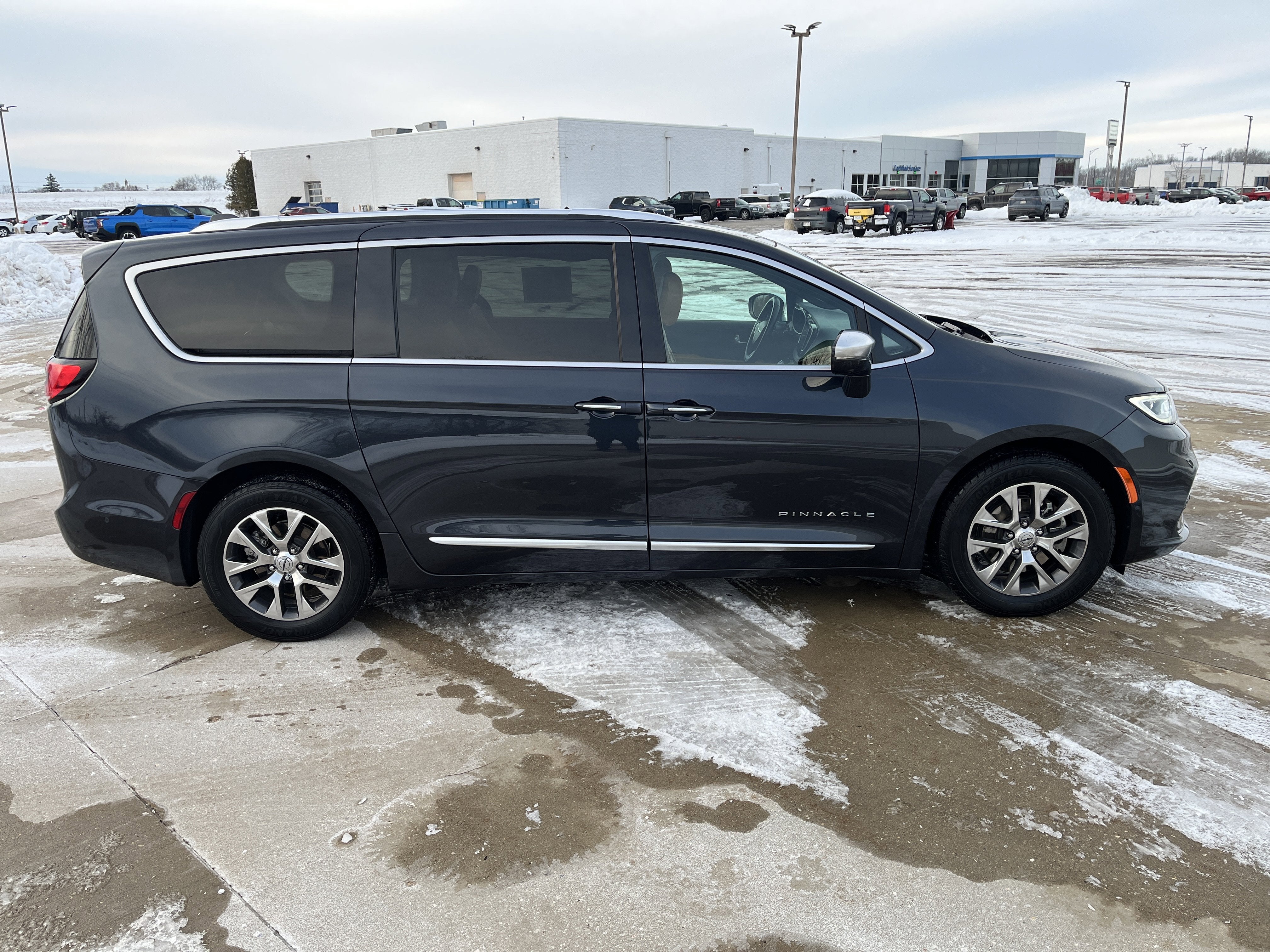 2021 Chrysler Pacifica Hybrid Pinnacle