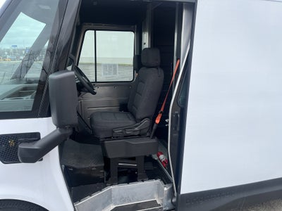 2024 BrightDrop Zevo 600 EJY