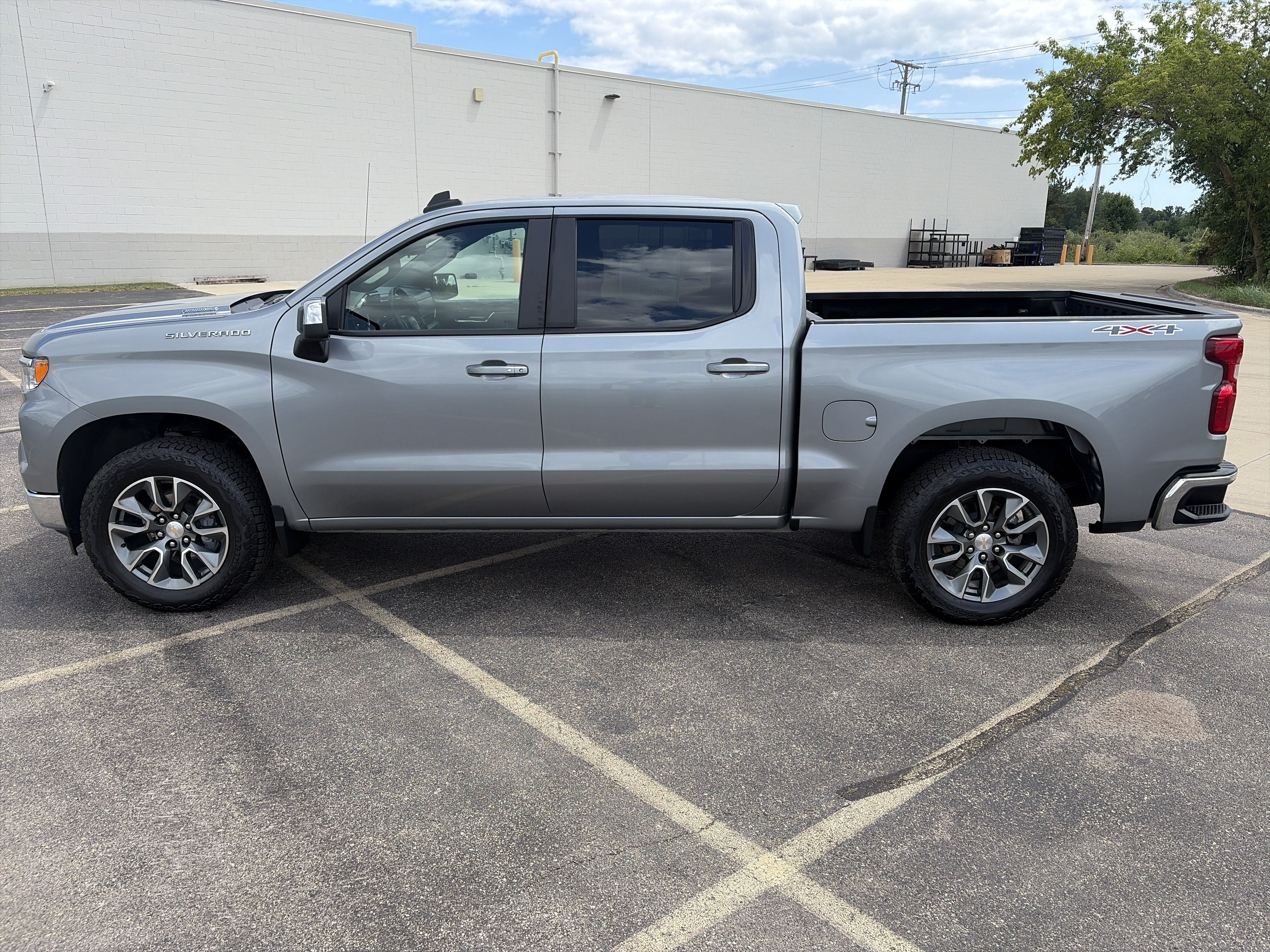 2026 Chevrolet Silverado 1500 LT (2FL)