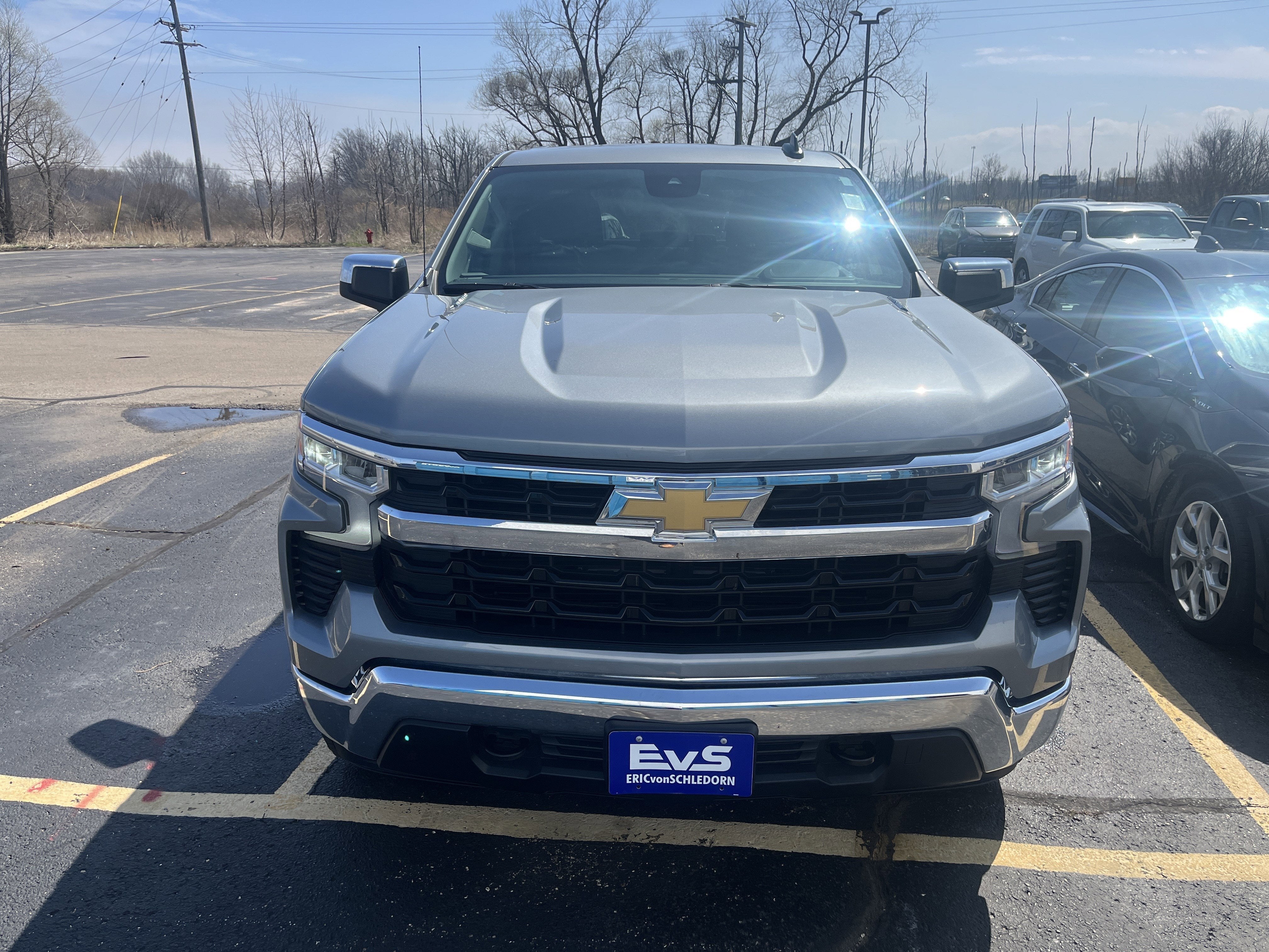 2026 Chevrolet Silverado 1500 LT (2FL)