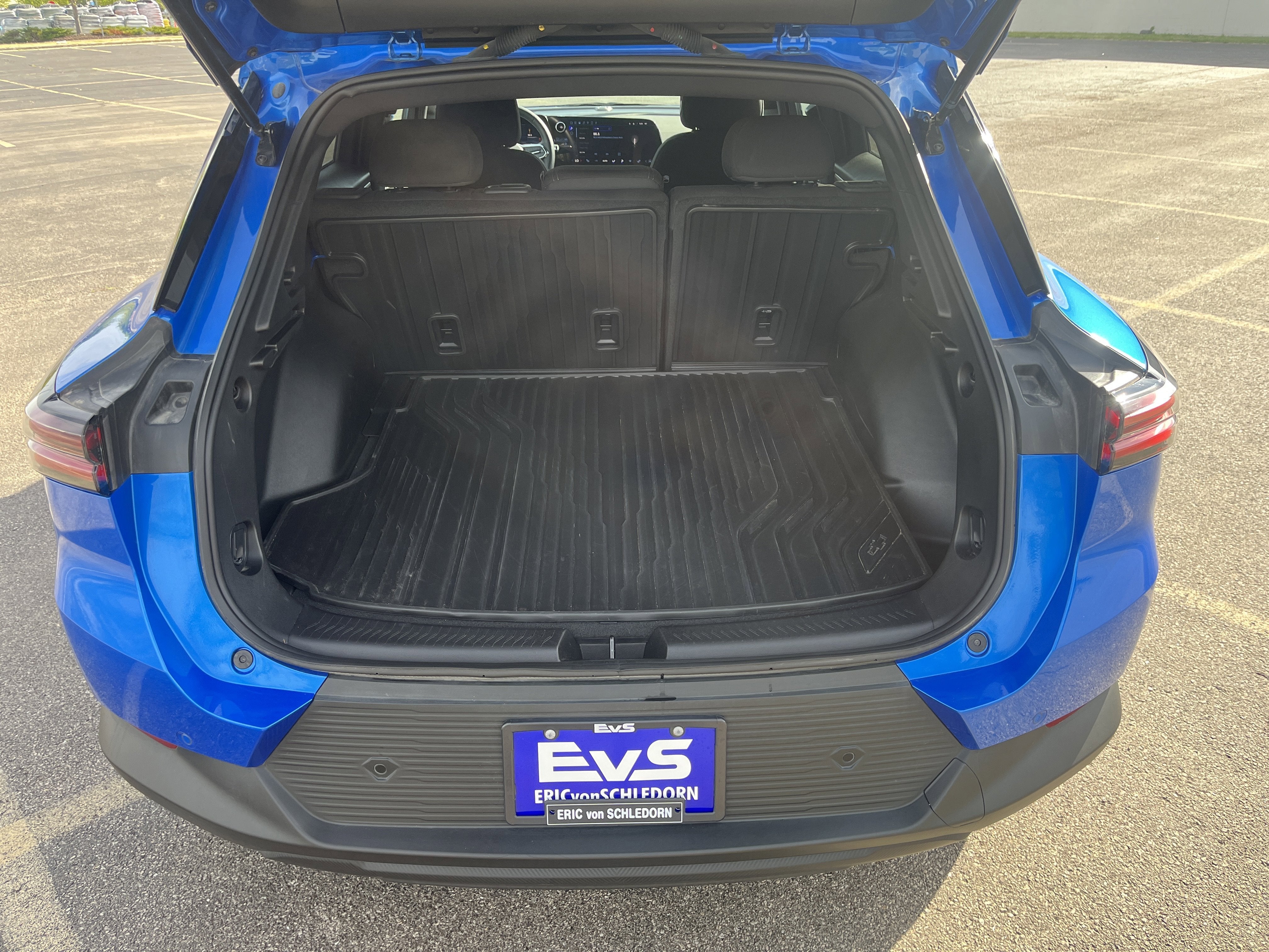 2025 Chevrolet Equinox EV LT