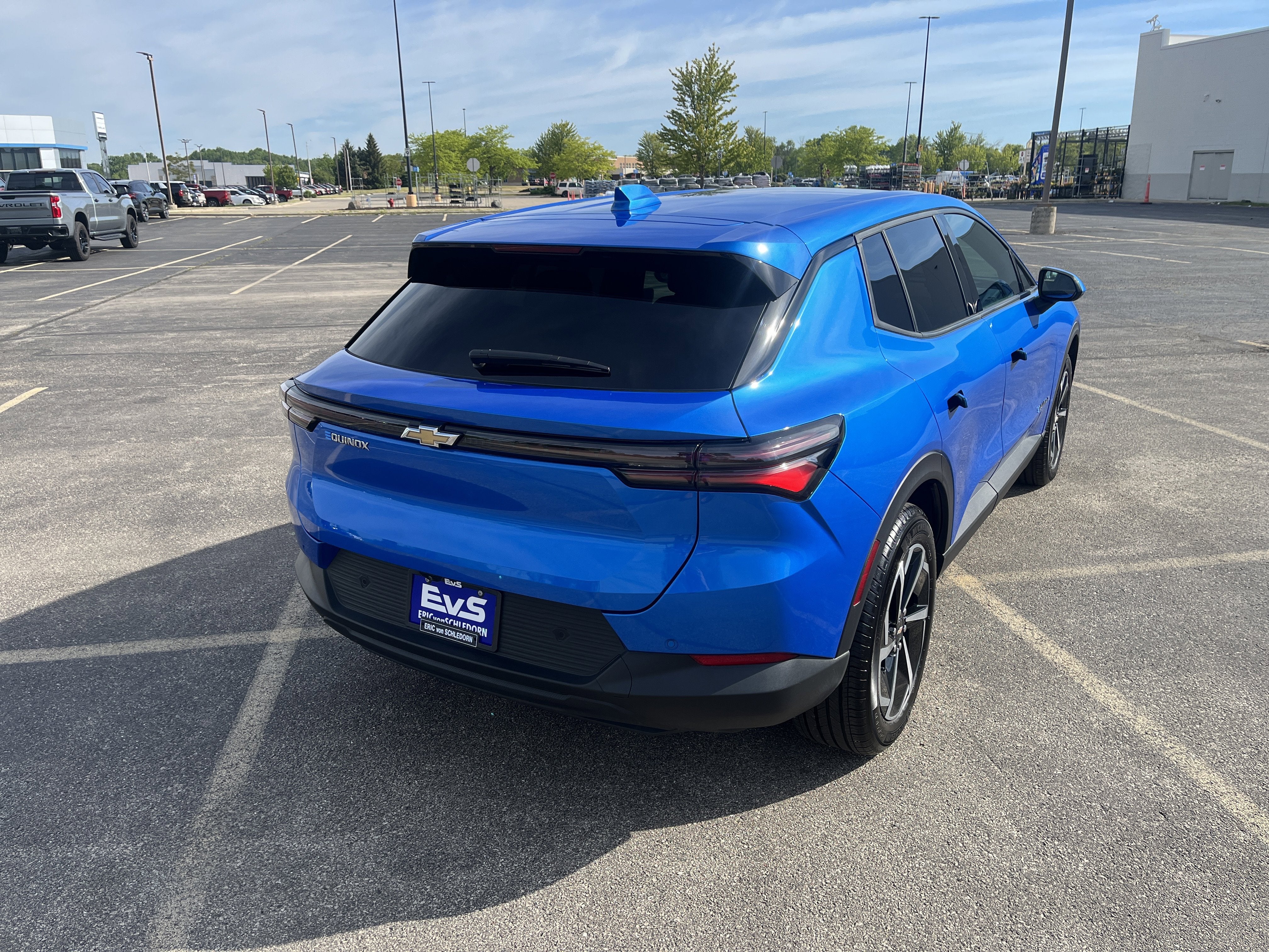 2025 Chevrolet Equinox EV LT