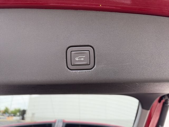 2025 Cadillac OPTIQ Sport 2