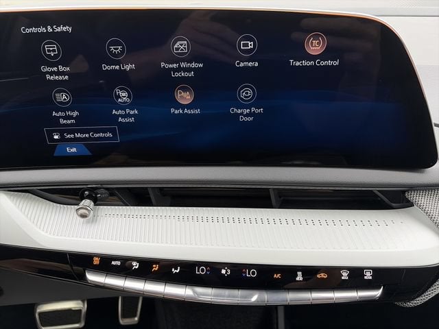 2025 Cadillac OPTIQ Sport 2