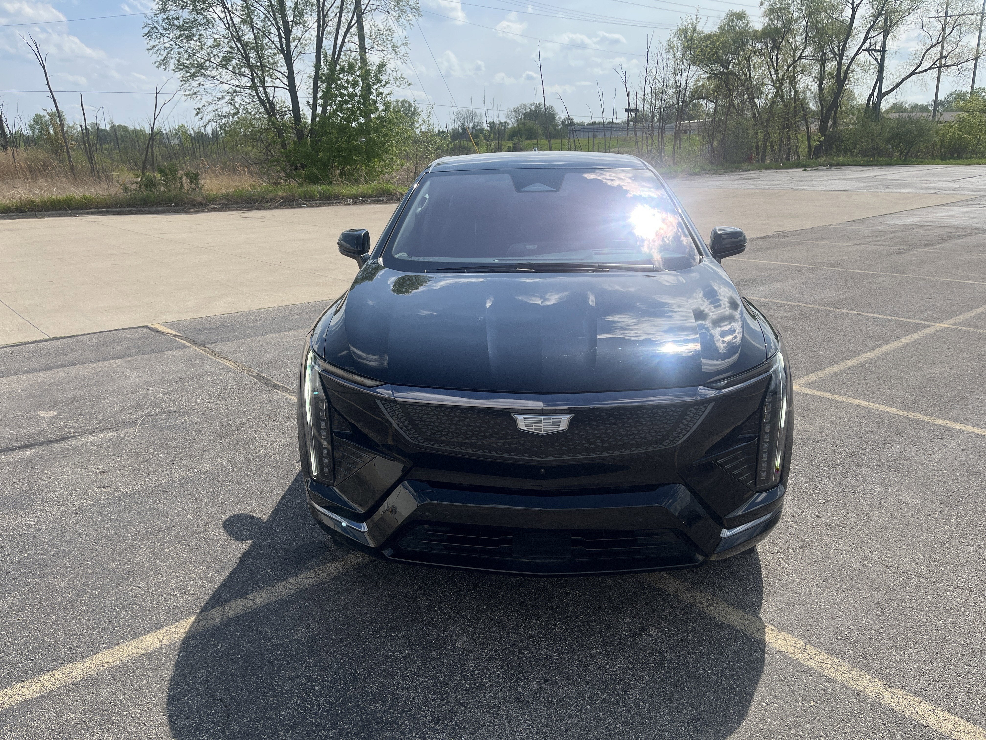 Used 2025 Cadillac OPTIQ Sport 2 with VIN 3GYK3GMR6SS262032 for sale in Saukville, WI