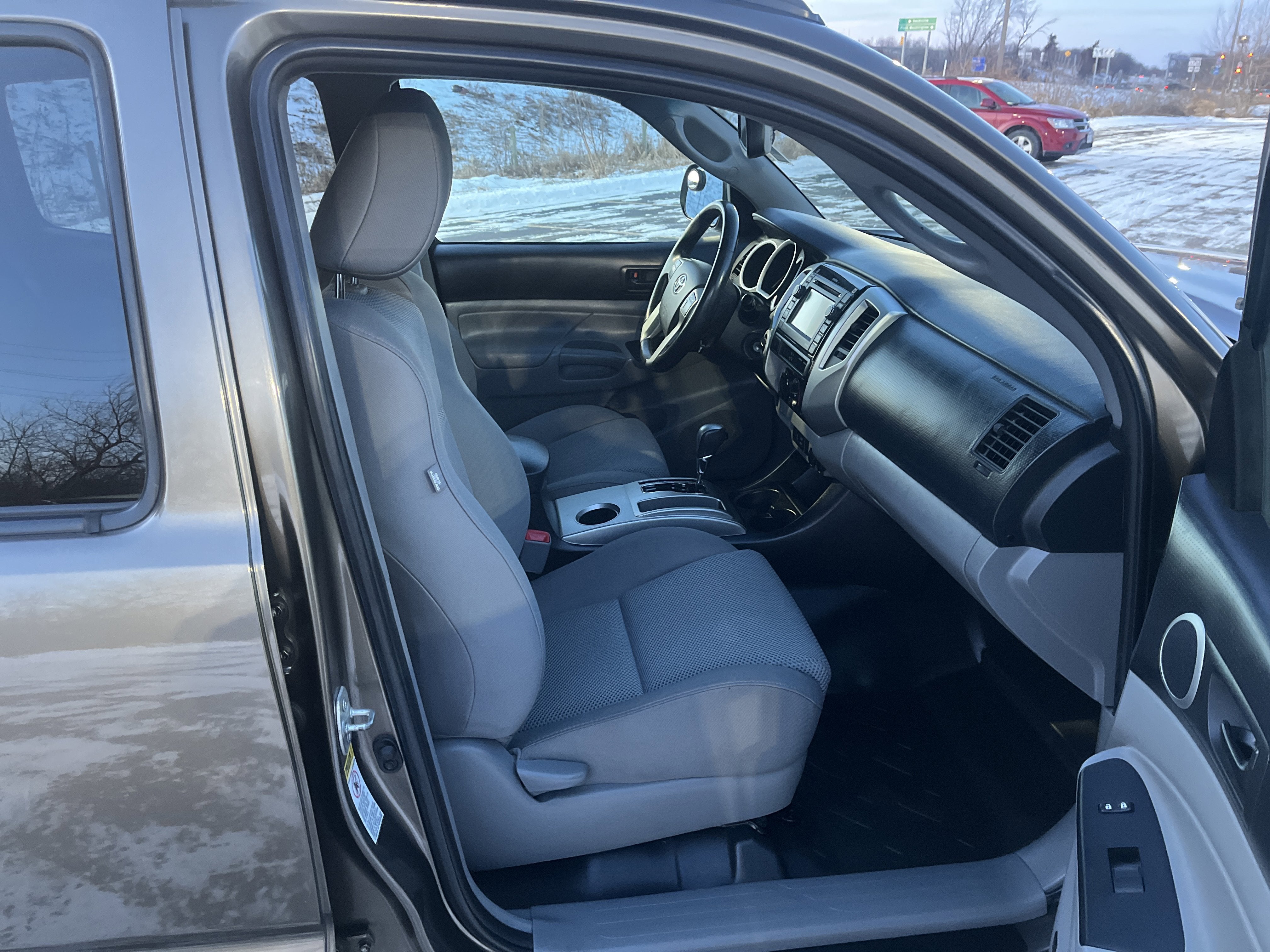 2012 Toyota Tacoma 4WD Double Cab Short Bed V6 Manual (Natl)