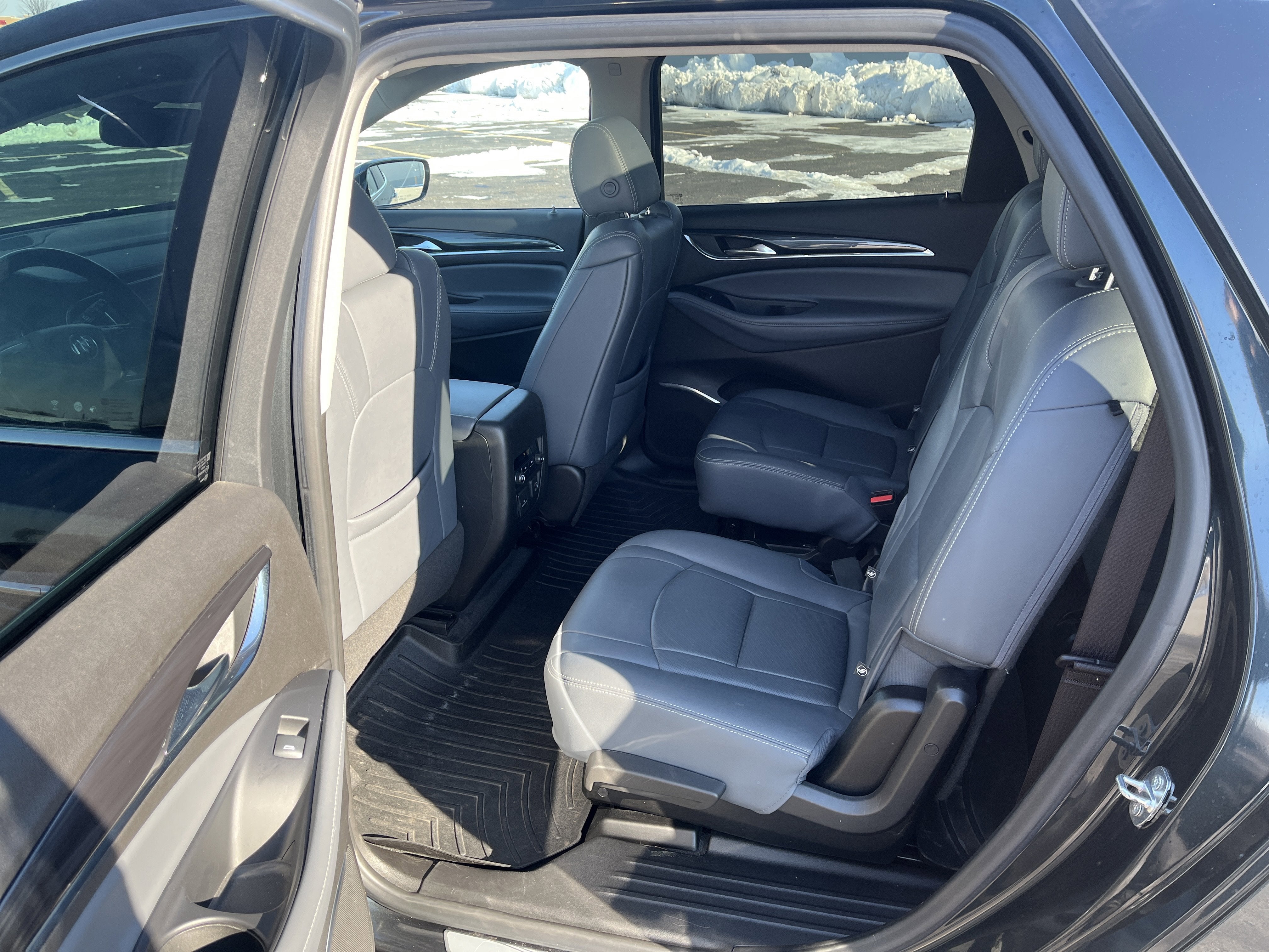 2021 Buick Enclave Essence