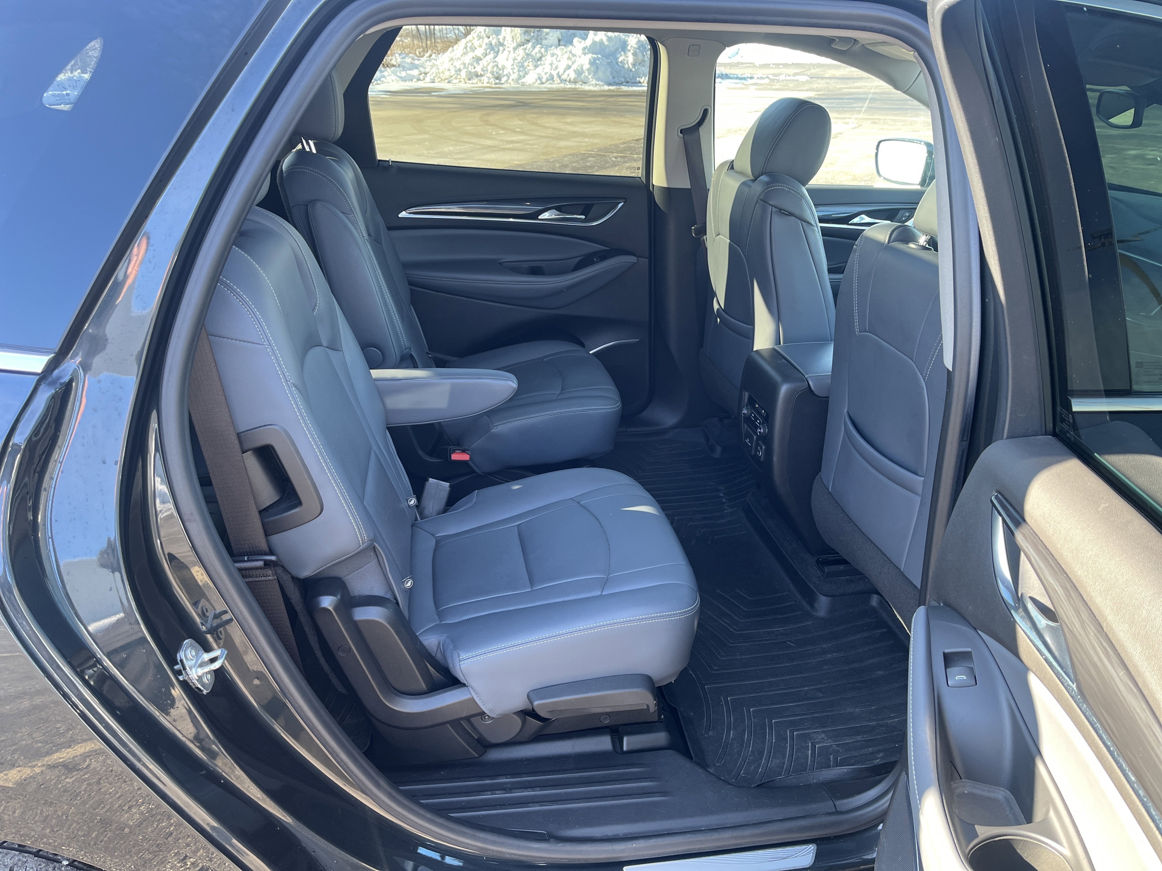 2021 Buick Enclave Essence