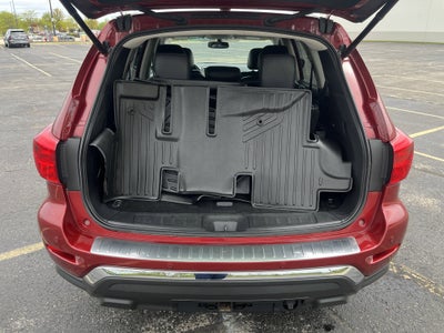 2017 Nissan Pathfinder SL