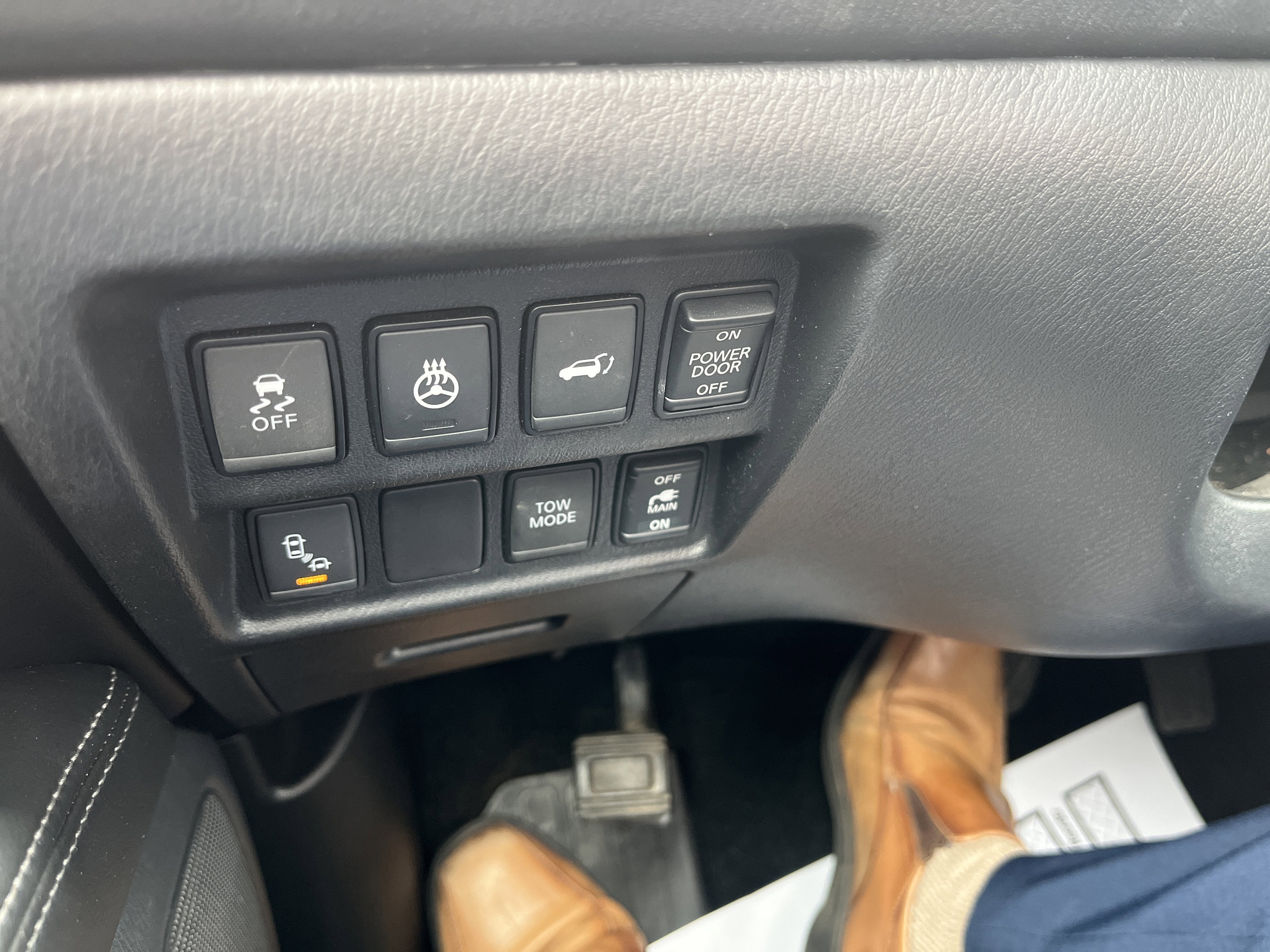 2017 Nissan Pathfinder SL