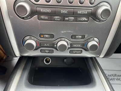 2017 Nissan Pathfinder SL