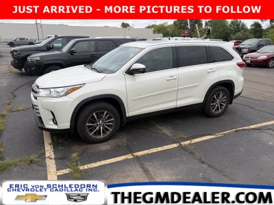 2019 Toyota Highlander SE
