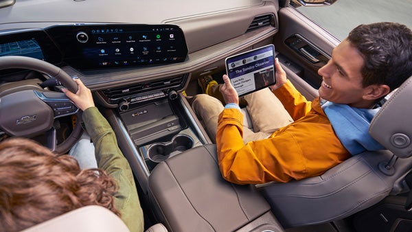 Eric von Schledorn Chevrolet in Saukville WI